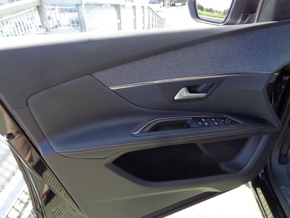 Peugeot 3008 usata a Treviso (7)