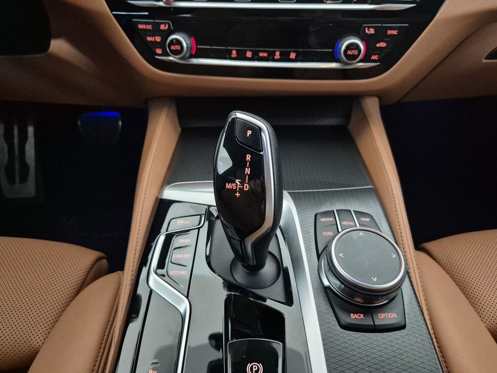 BMW Serie 5 usata a Torino (11)