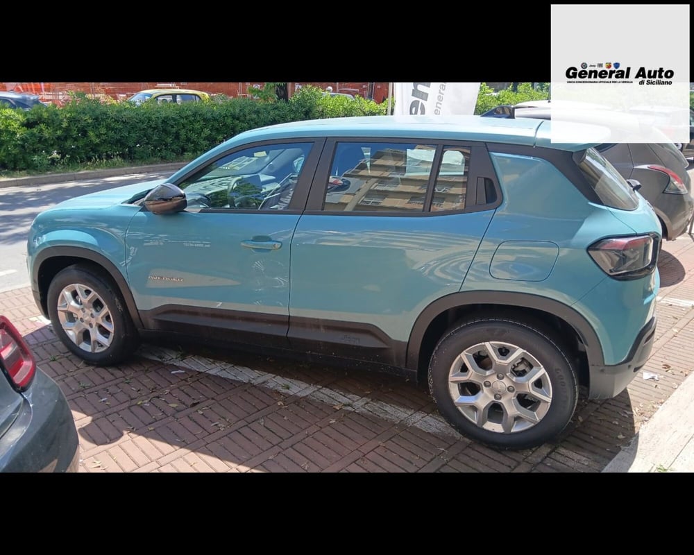 Jeep Avenger nuova a Lucca (4)
