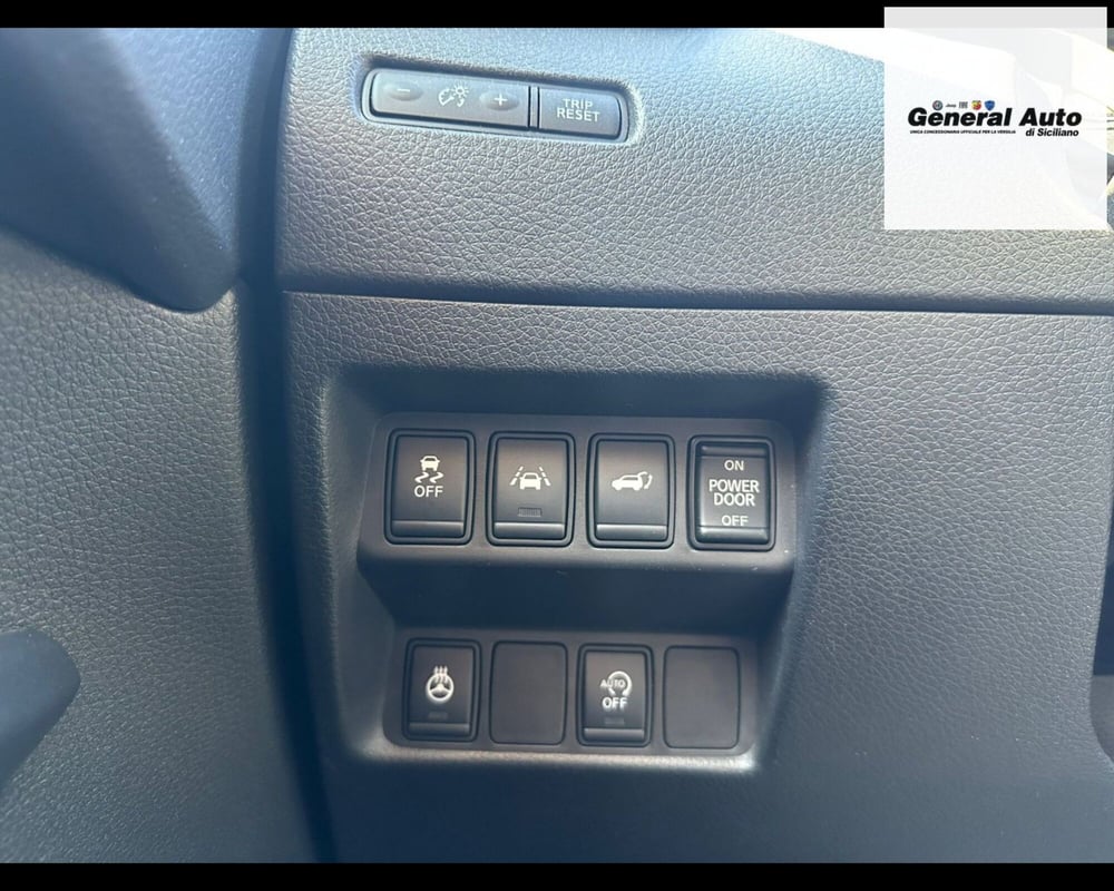 Nissan X-Trail usata a Lucca (18)