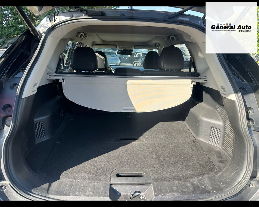 Nissan X-Trail usata a Lucca (7)