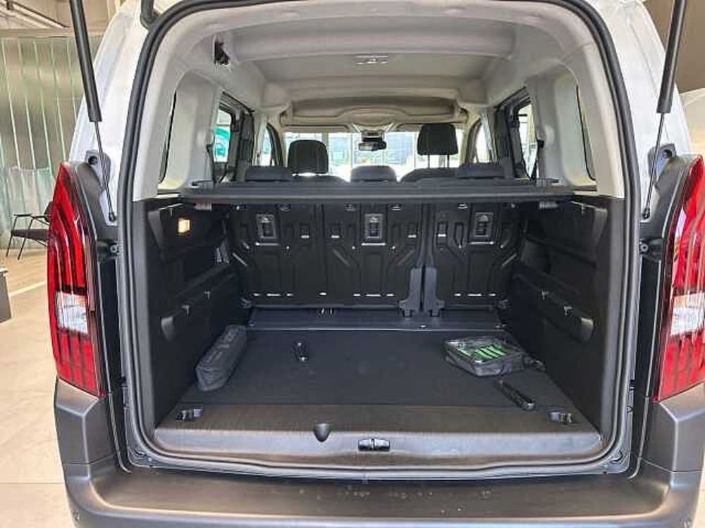 Peugeot Rifter nuova a Ravenna (10)