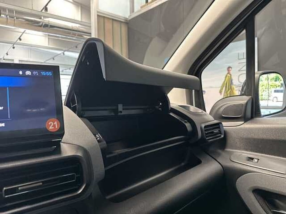 Peugeot Rifter nuova a Ravenna (19)