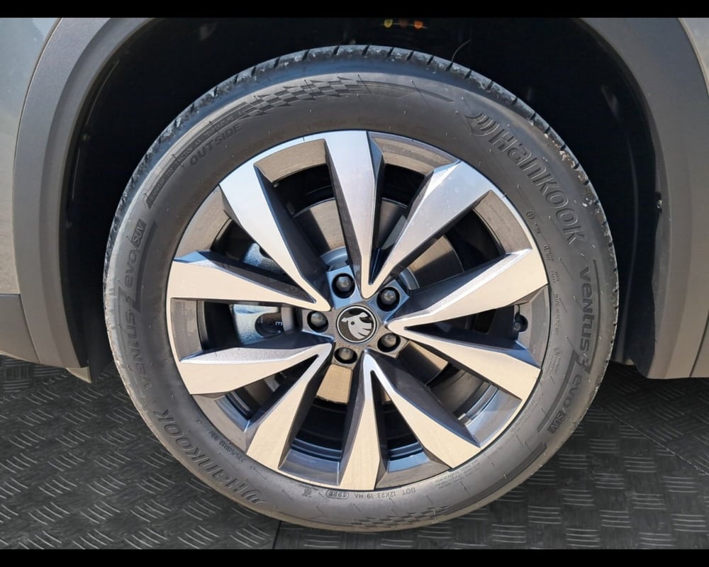 Skoda Kodiaq nuova a Forlì-Cesena (9)