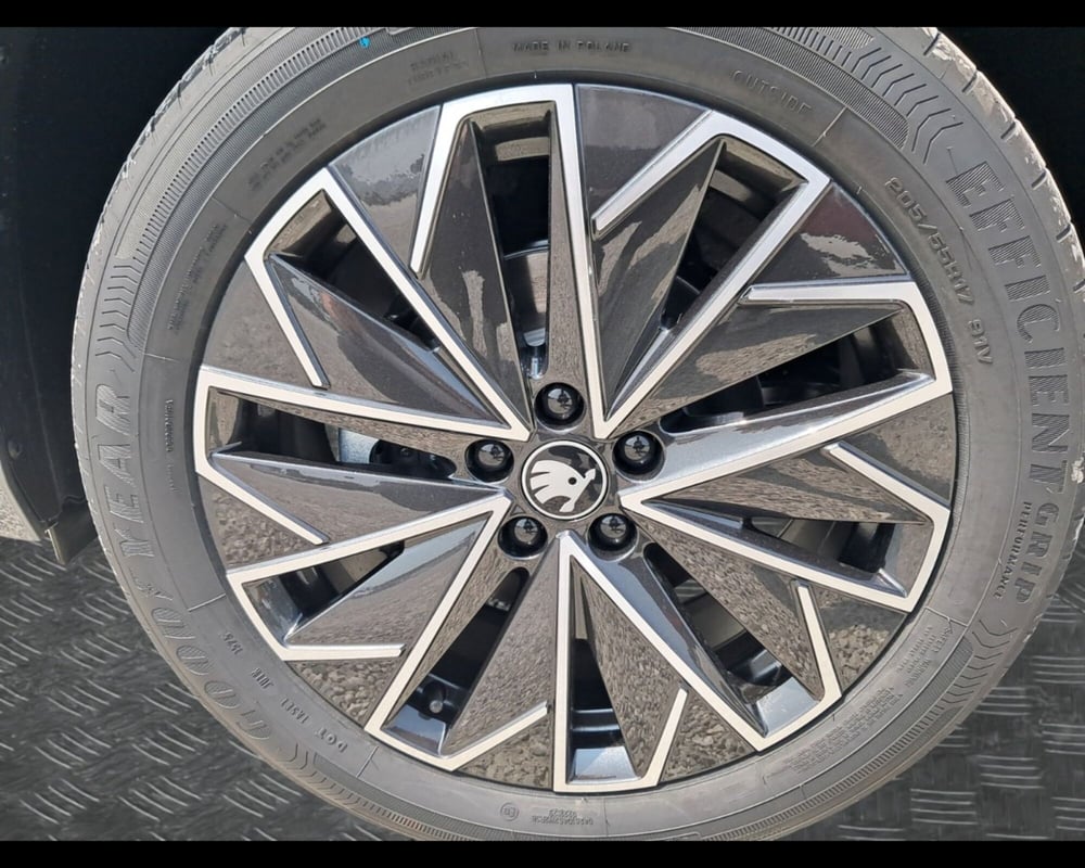 Skoda Kamiq nuova a Ravenna (9)