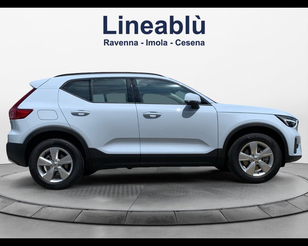 Volvo XC40 nuova a Ravenna (6)