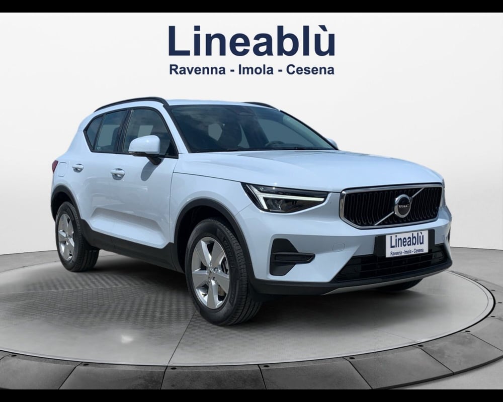 Volvo XC40 nuova a Ravenna (7)