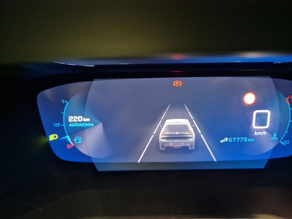 Peugeot 208 usata a Varese (9)