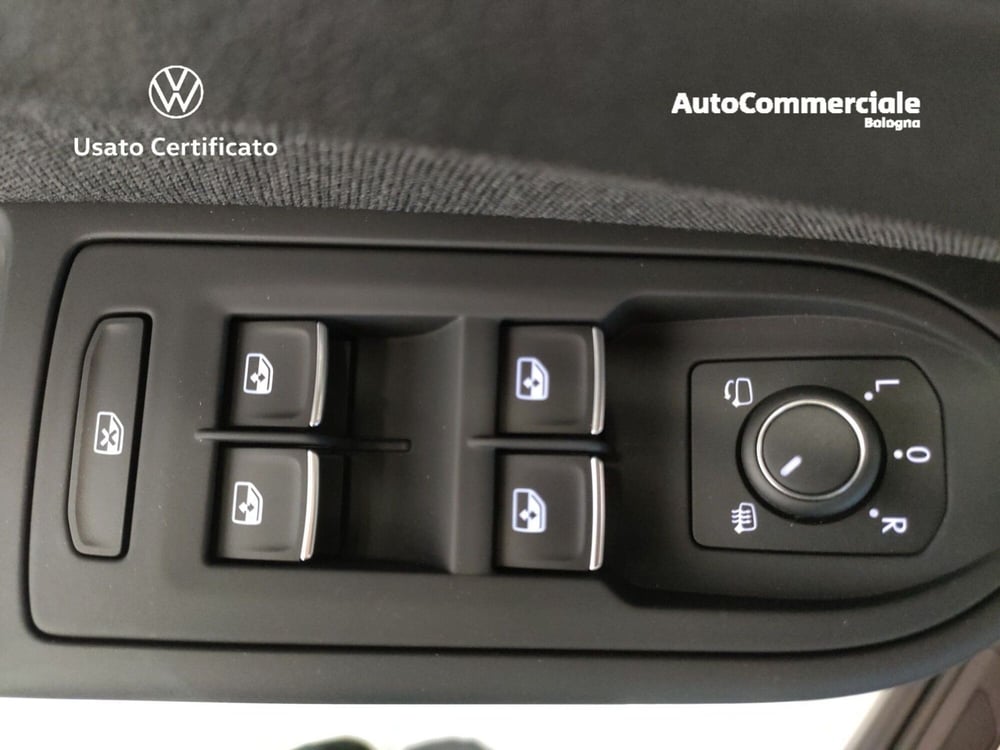Volkswagen Golf nuova a Bologna (11)