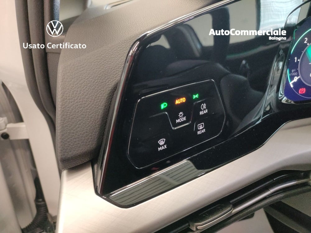 Volkswagen Golf nuova a Bologna (14)