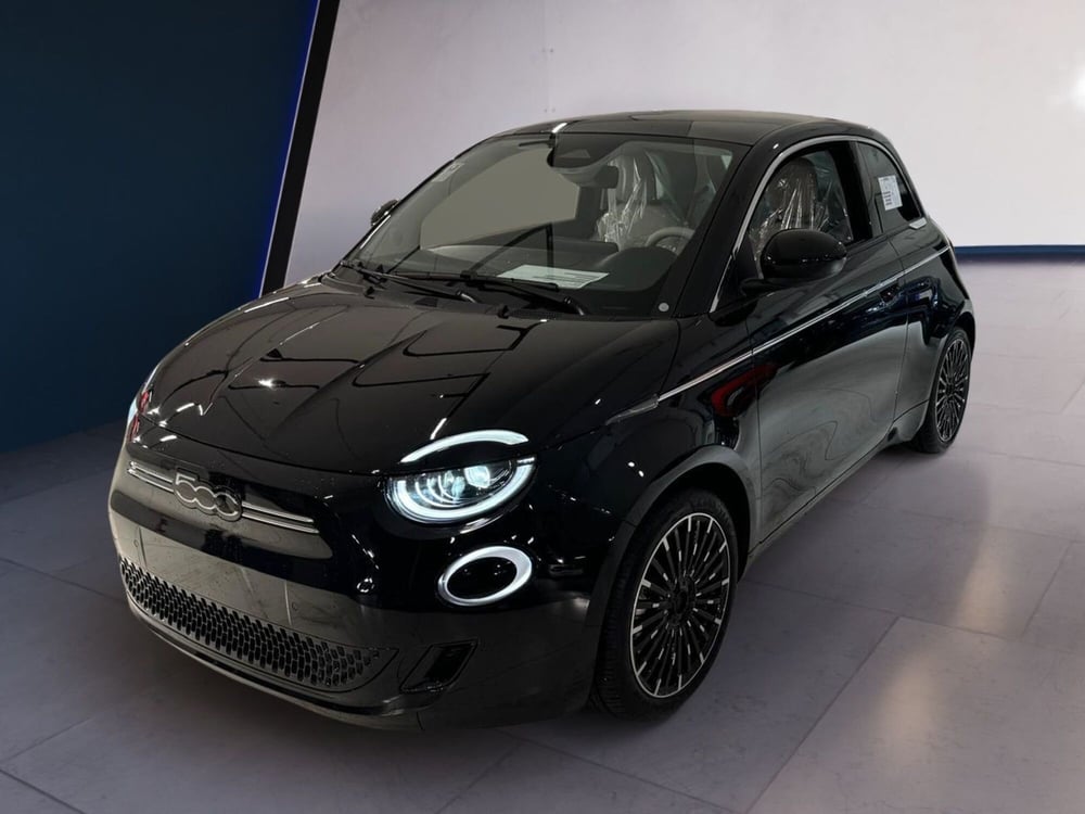Fiat 500e nuova a Avellino