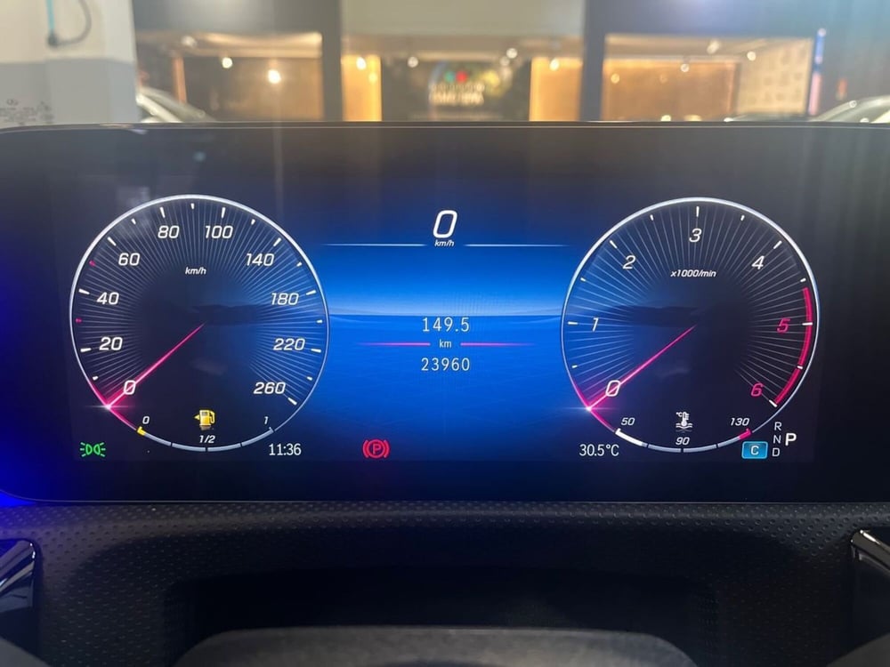 Mercedes-Benz CLA Shooting Brake usata a Prato (13)