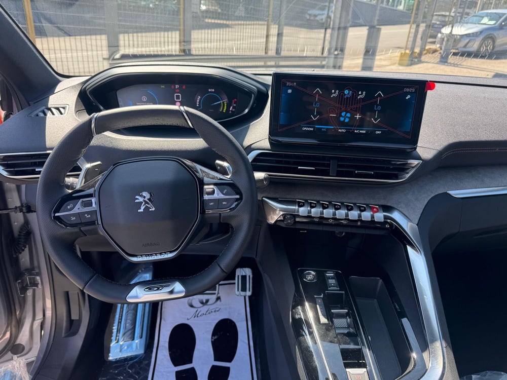 Peugeot 3008 nuova a Salerno (5)