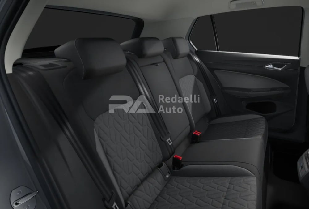 Volkswagen Golf nuova a Lecco (8)