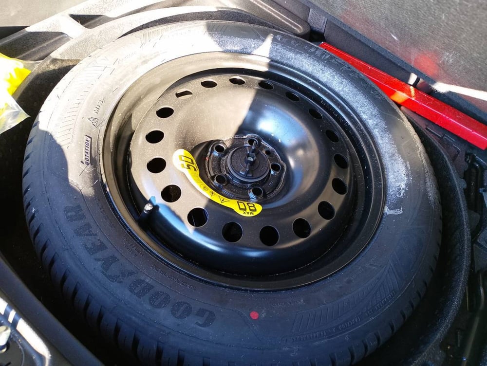 Jeep Compass usata a Salerno (12)