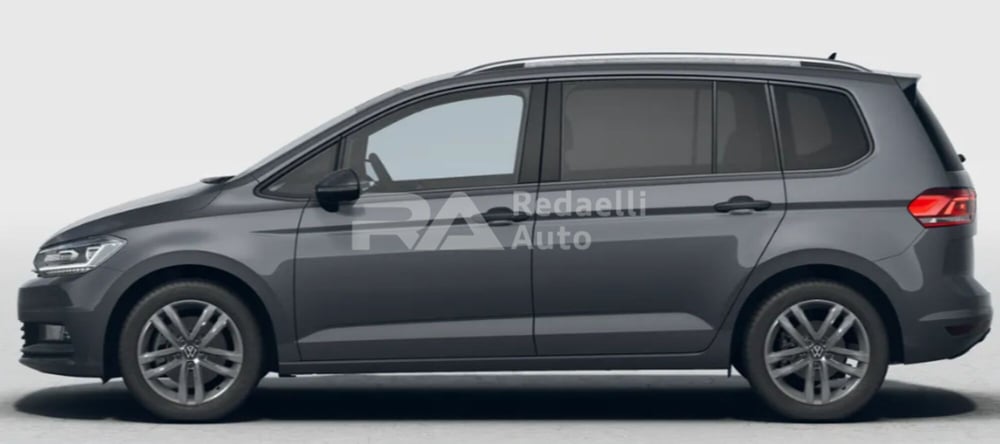 Volkswagen Touran nuova a Lecco (2)