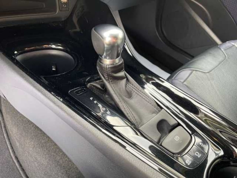 Toyota Toyota C-HR usata a Pistoia (14)