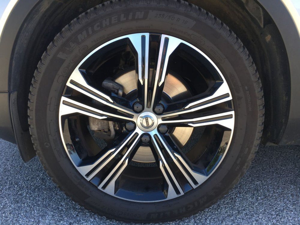 Volvo XC40 usata a Cuneo (6)