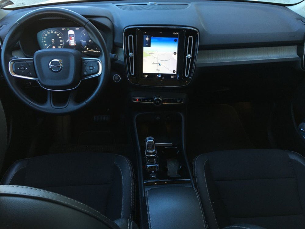 Volvo XC40 usata a Cuneo (7)