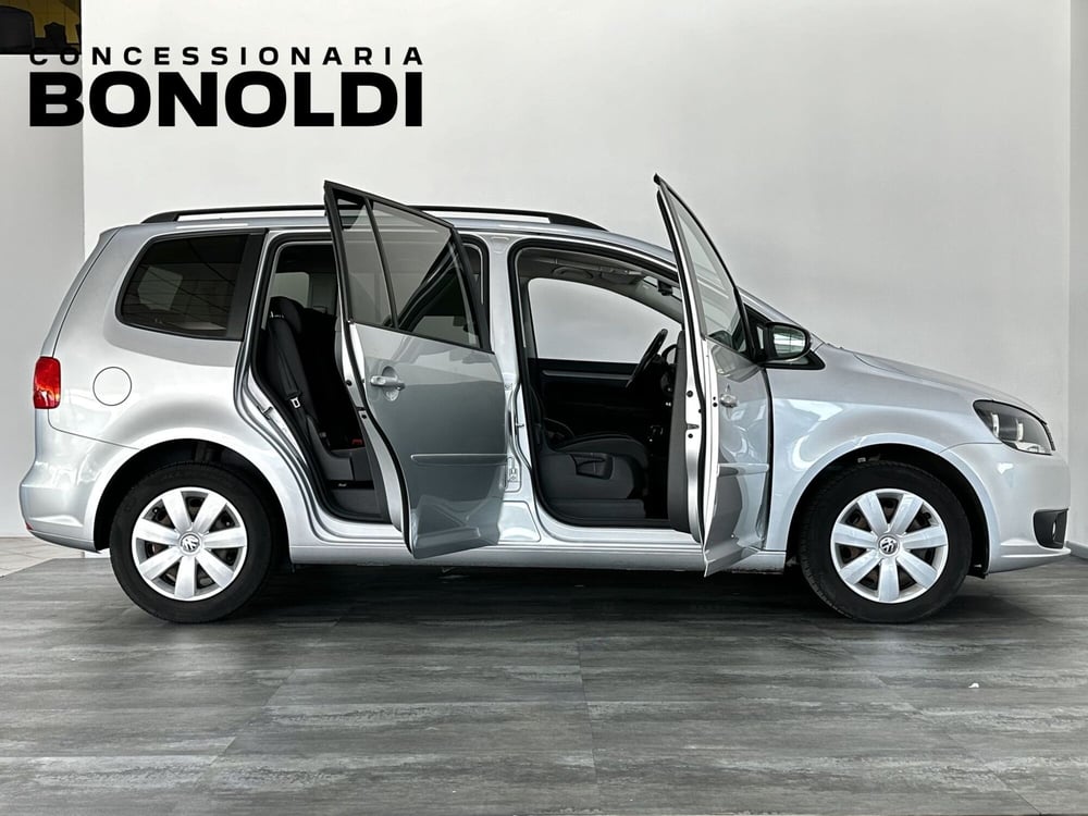 Volkswagen Touran usata a Brescia (12)