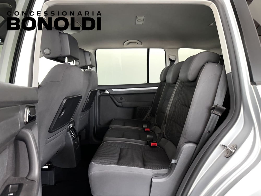 Volkswagen Touran usata a Brescia (6)