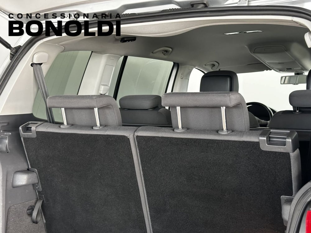 Volkswagen Touran usata a Brescia (8)