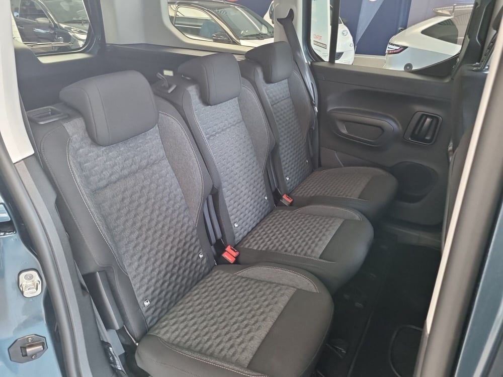 Peugeot Rifter nuova a Lucca (14)