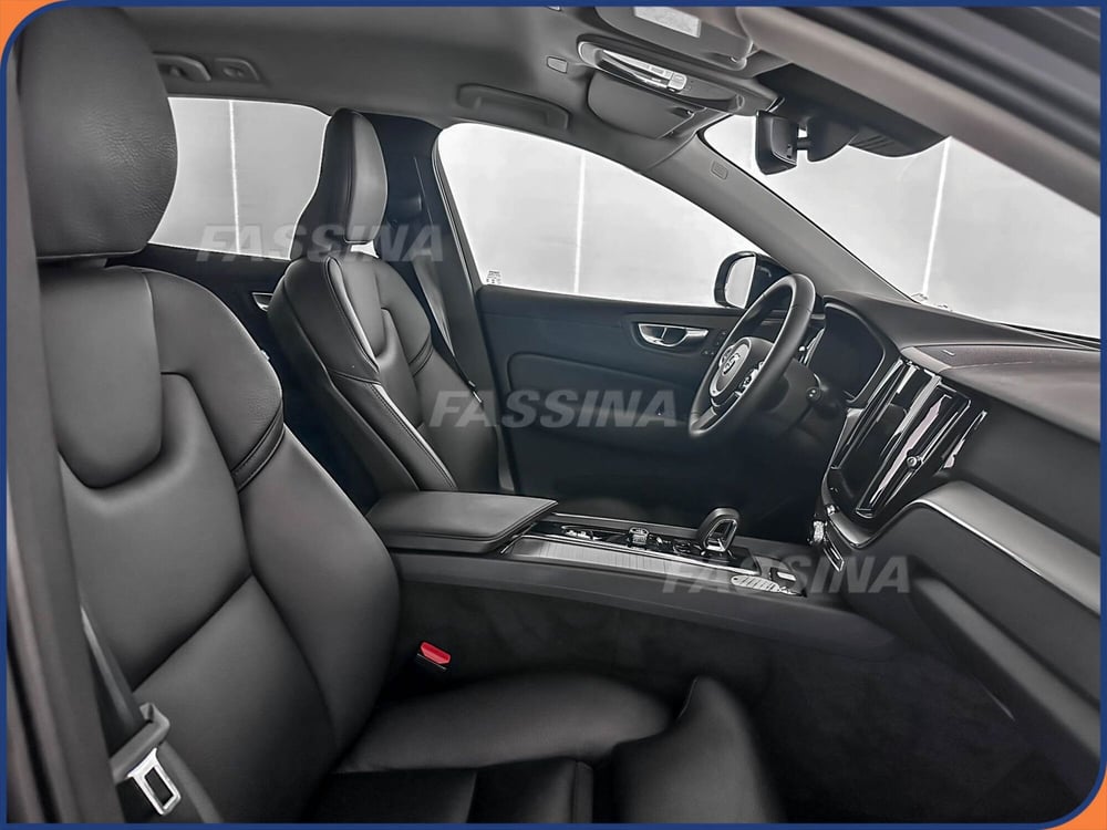 Volvo XC60 usata a Milano (14)