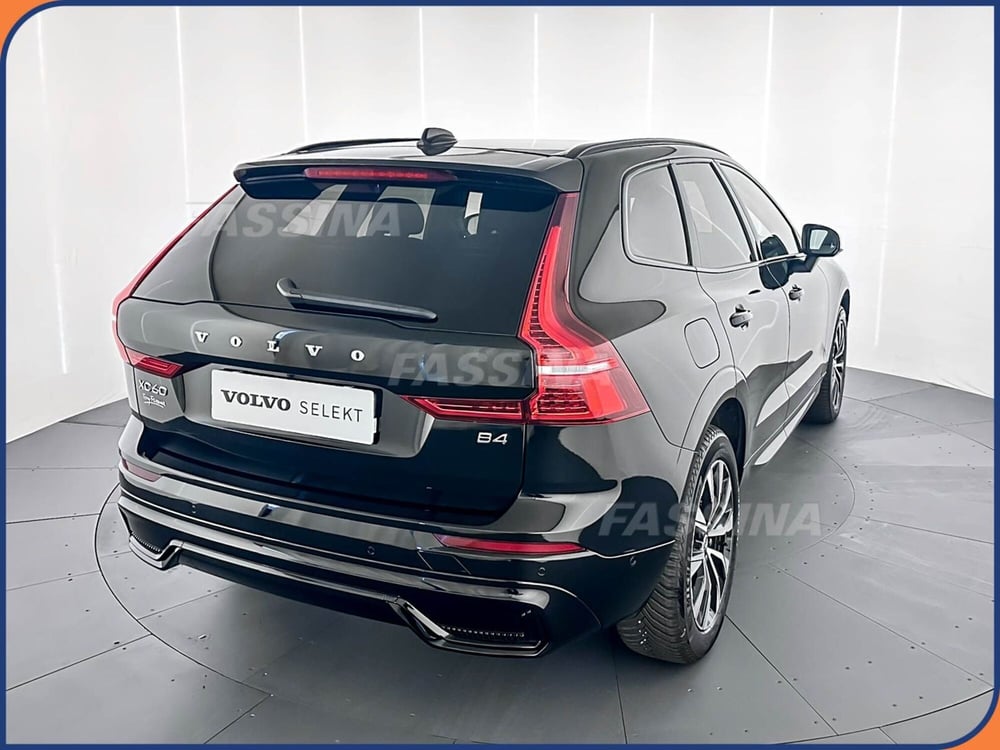 Volvo XC60 usata a Milano (6)