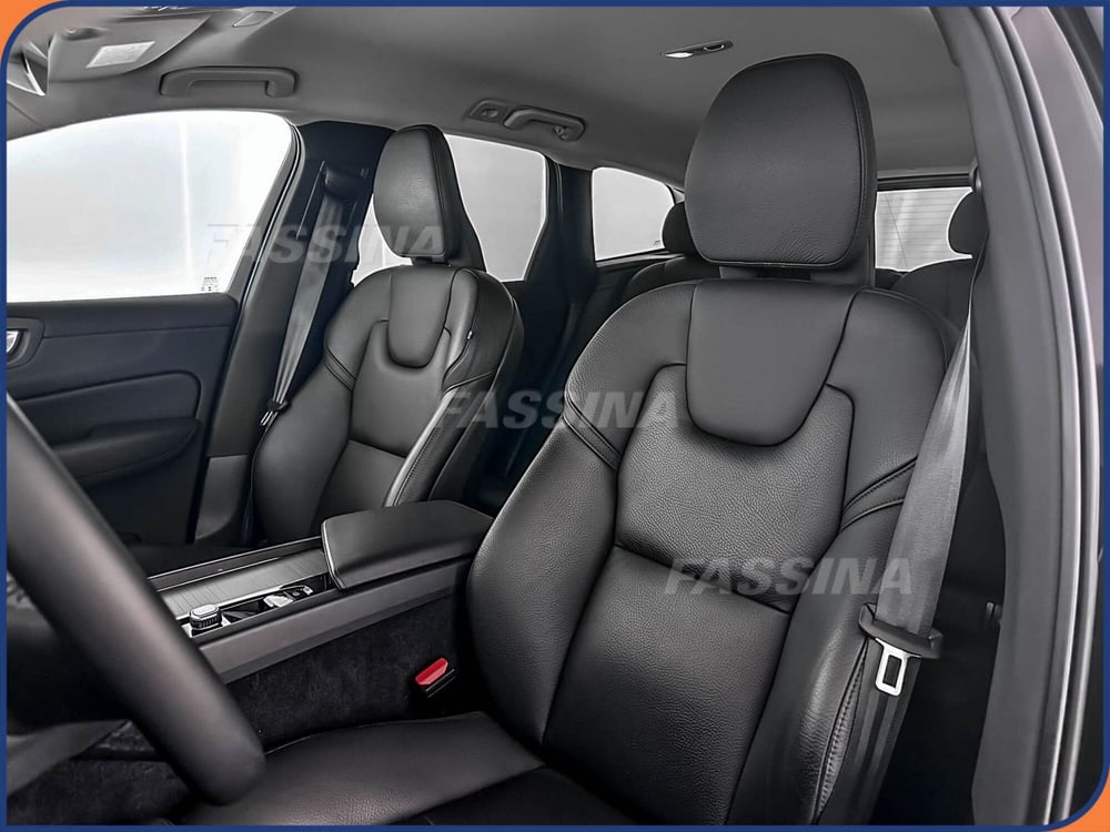 Volvo XC60 usata a Milano (8)