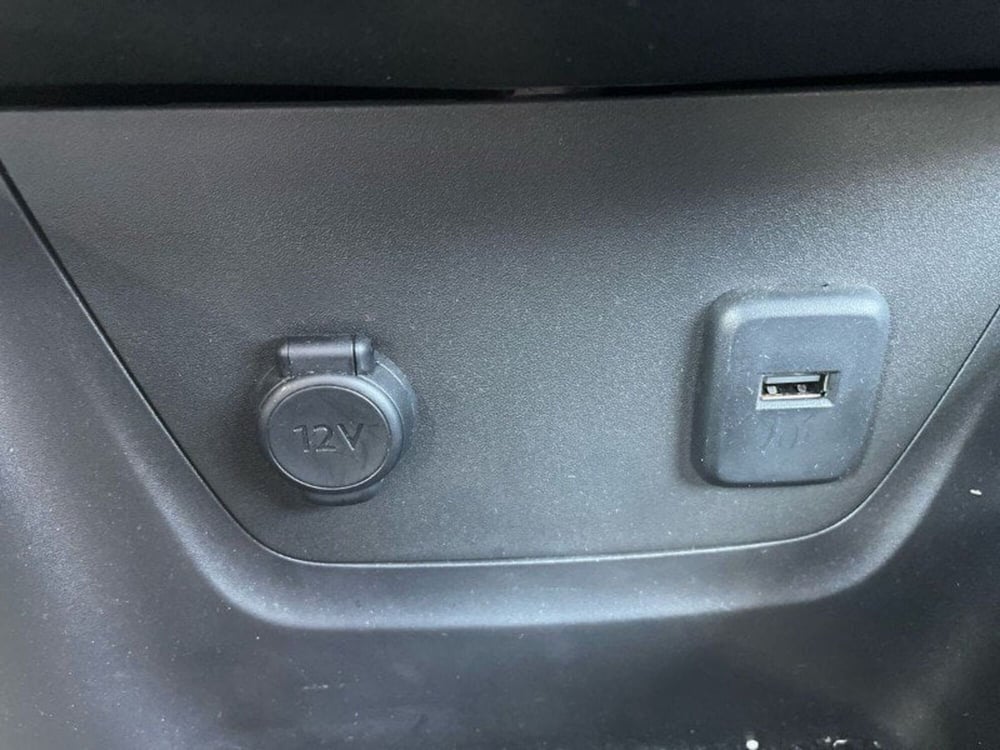 Opel Crossland X usata a Lecco (16)