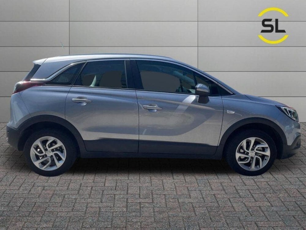 Opel Crossland X usata a Lecco (3)