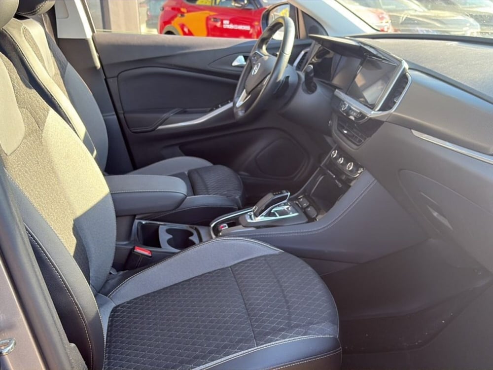 Opel Grandland usata a Foggia (17)