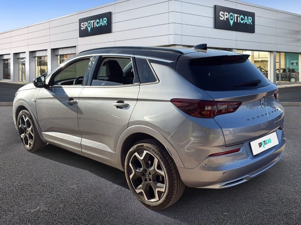 Opel Grandland usata a Foggia (9)