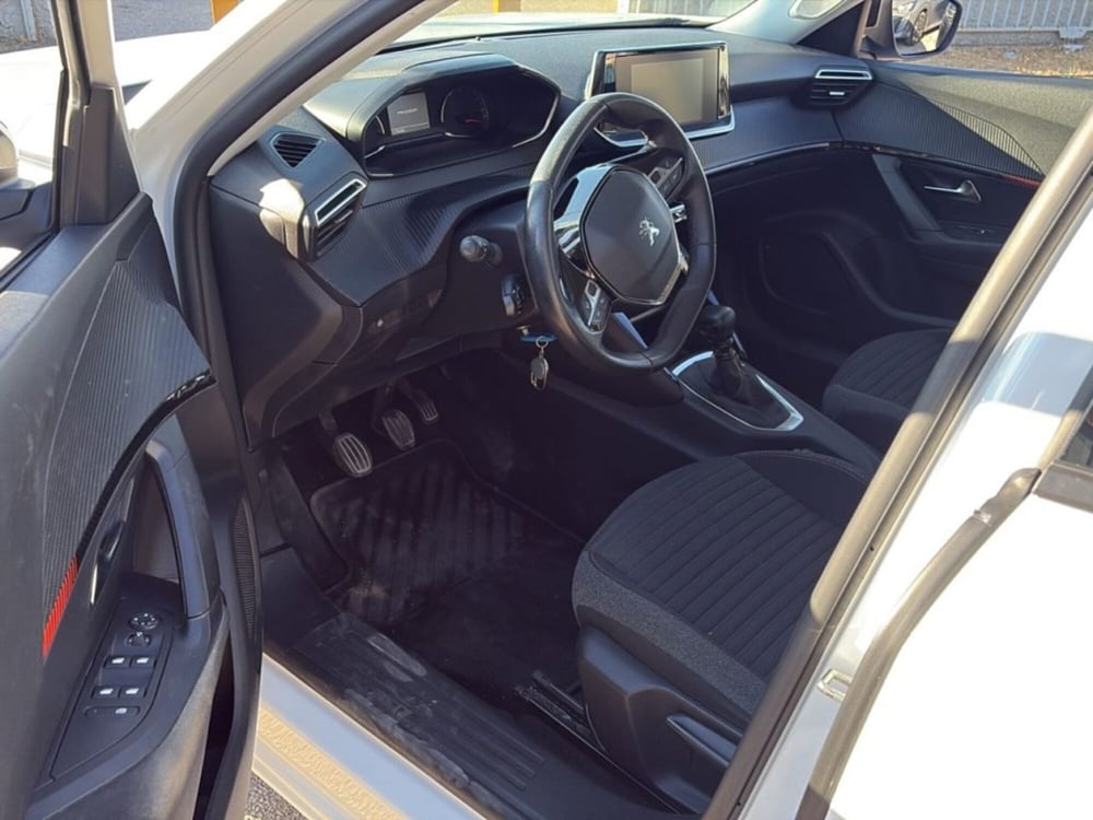 Peugeot 2008 usata a Foggia (17)