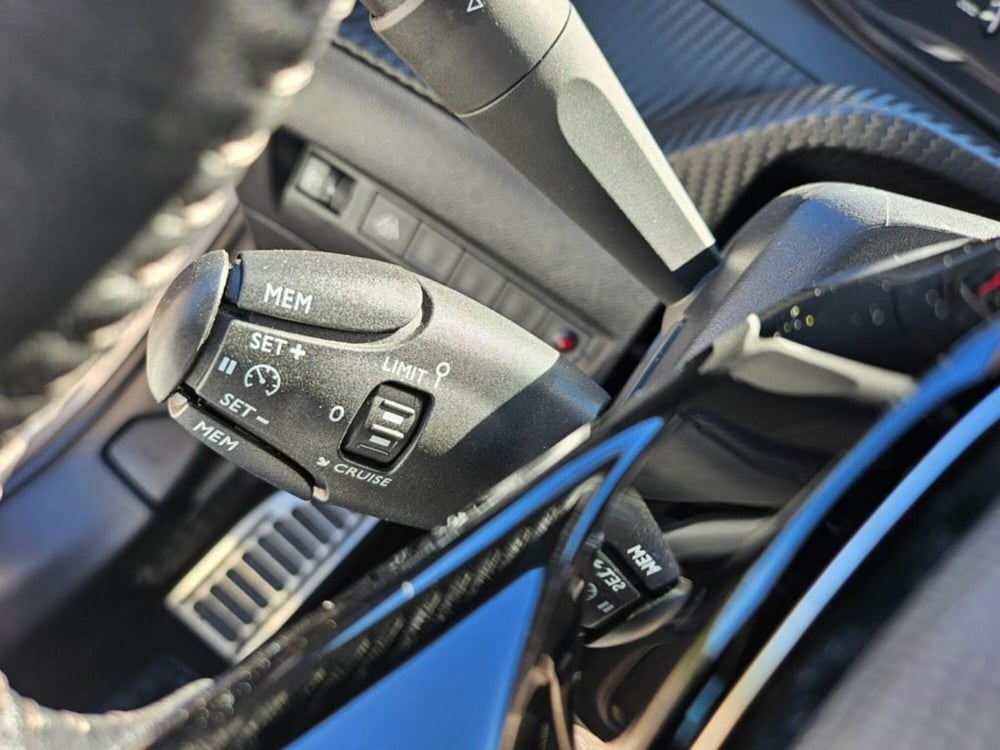 Peugeot 208 usata a Foggia (17)