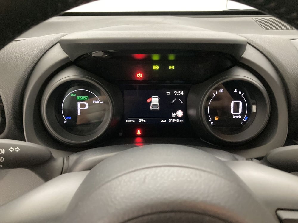 Toyota Yaris usata a Barletta-Andria-Trani (13)