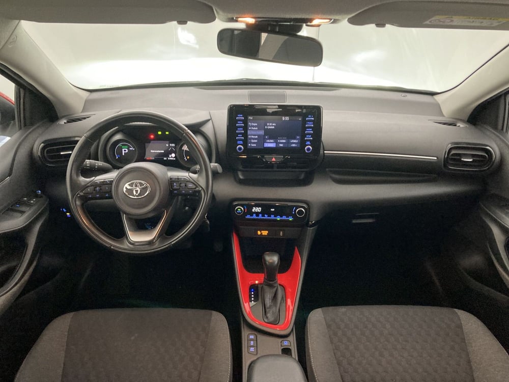 Toyota Yaris usata a Barletta-Andria-Trani (17)