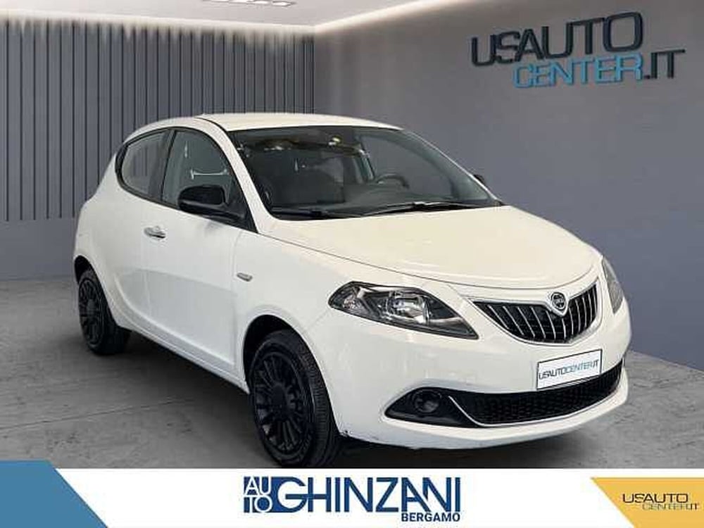 Lancia Ypsilon usata a Bergamo (2)