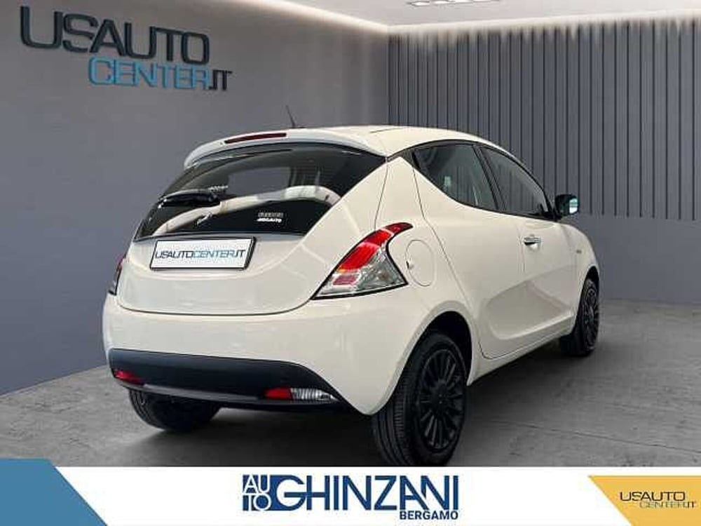 Lancia Ypsilon usata a Bergamo (4)