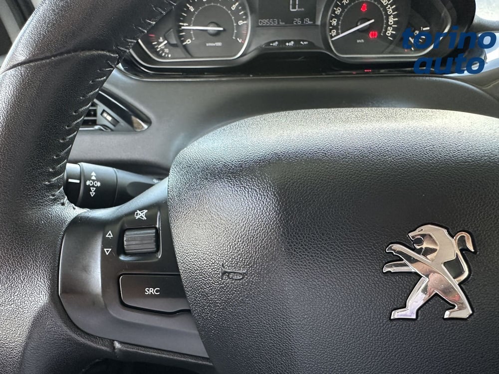 Peugeot 208 usata a Torino (18)