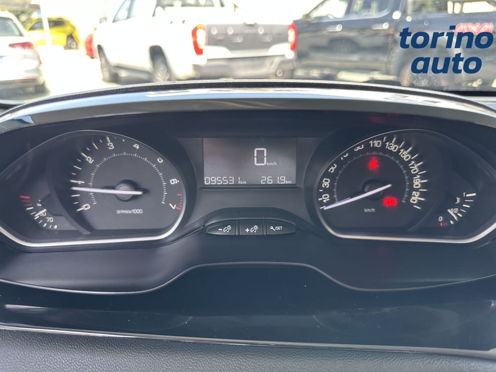 Peugeot 208 usata a Torino (20)