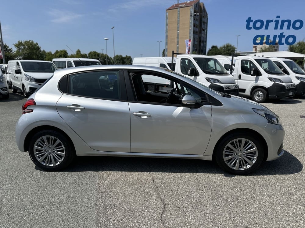Peugeot 208 usata a Torino (8)