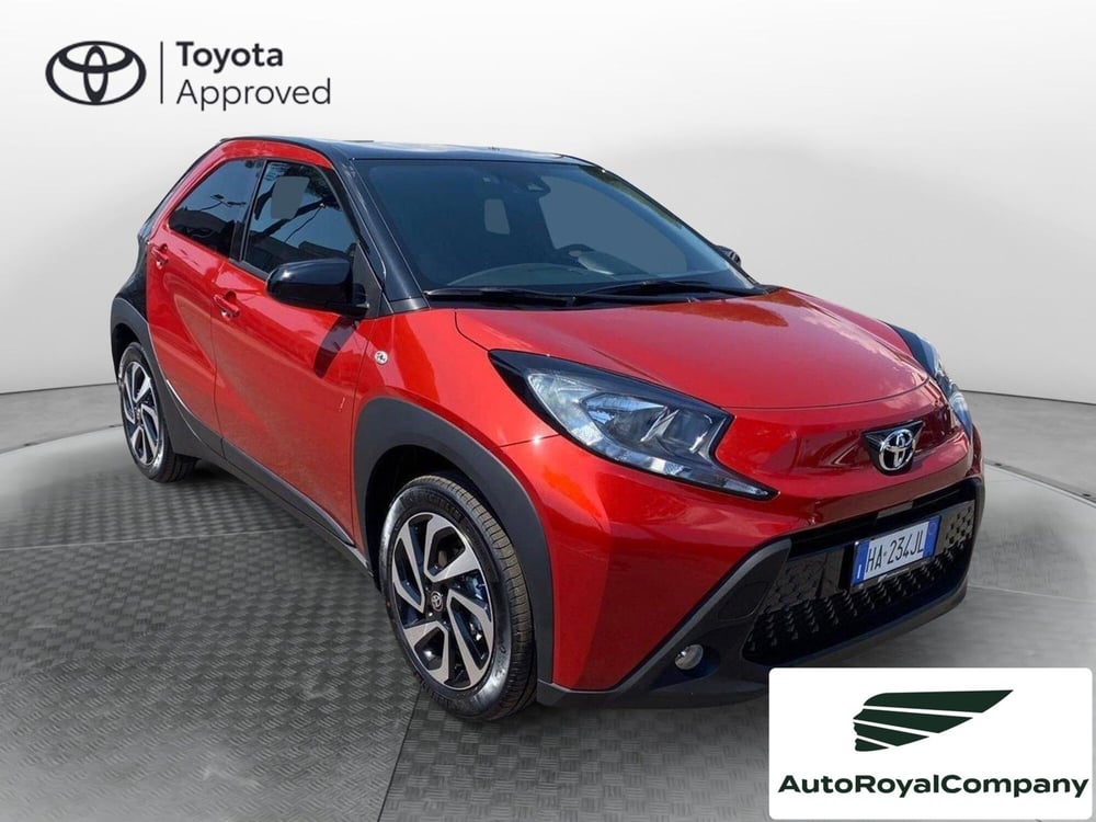 Toyota Aygo X nuova a Roma (13)