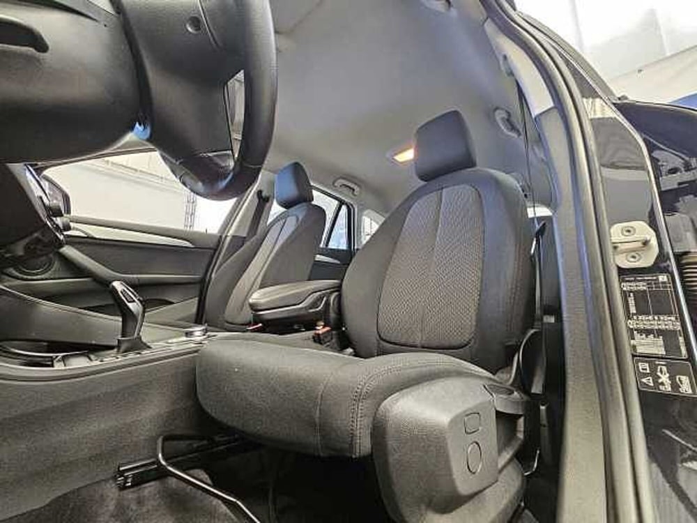 BMW X1 usata a Caserta (11)
