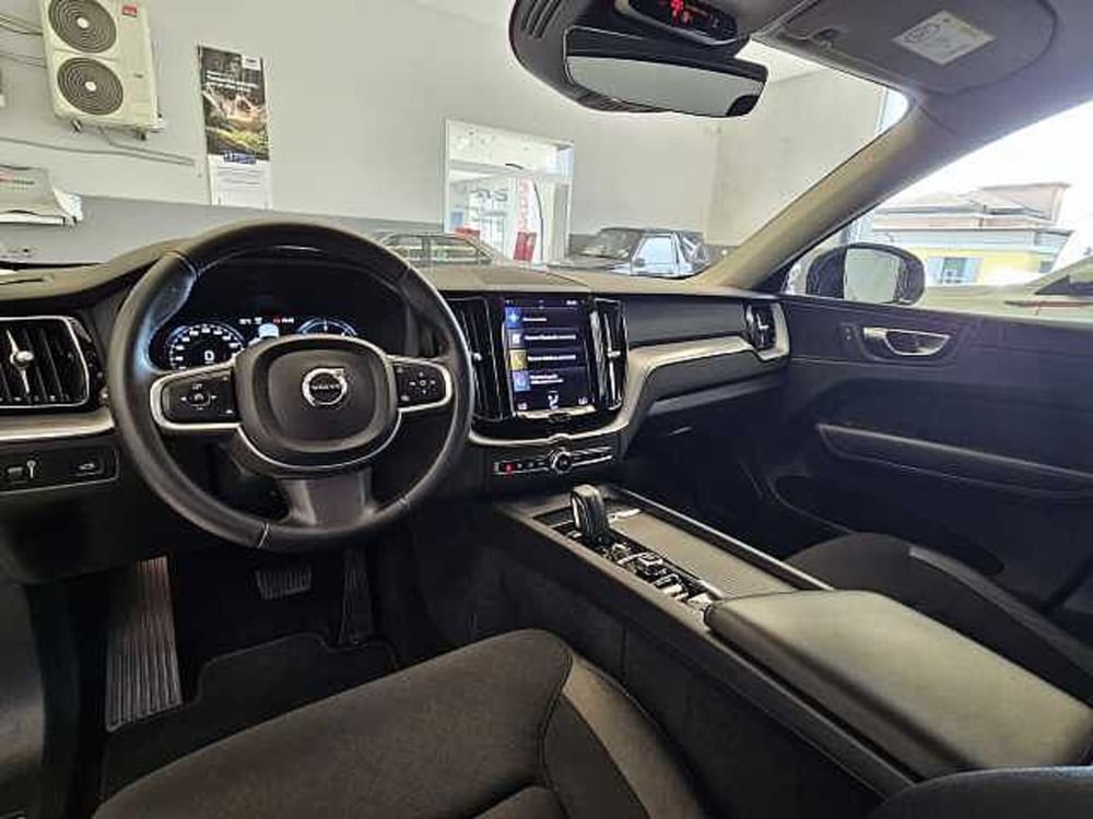 Volvo XC60 usata a Caserta (10)