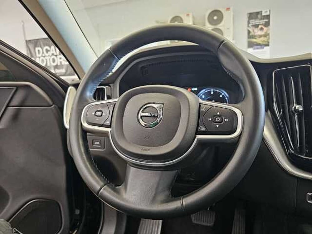 Volvo XC60 usata a Caserta (12)