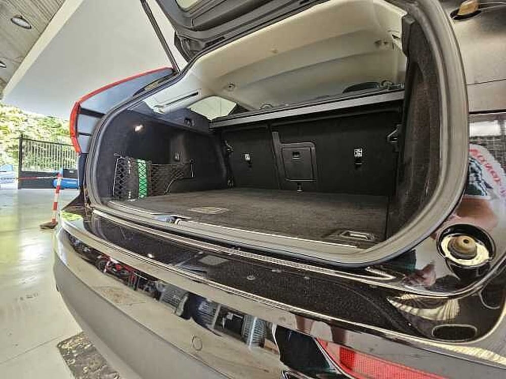 Volvo XC60 usata a Caserta (16)