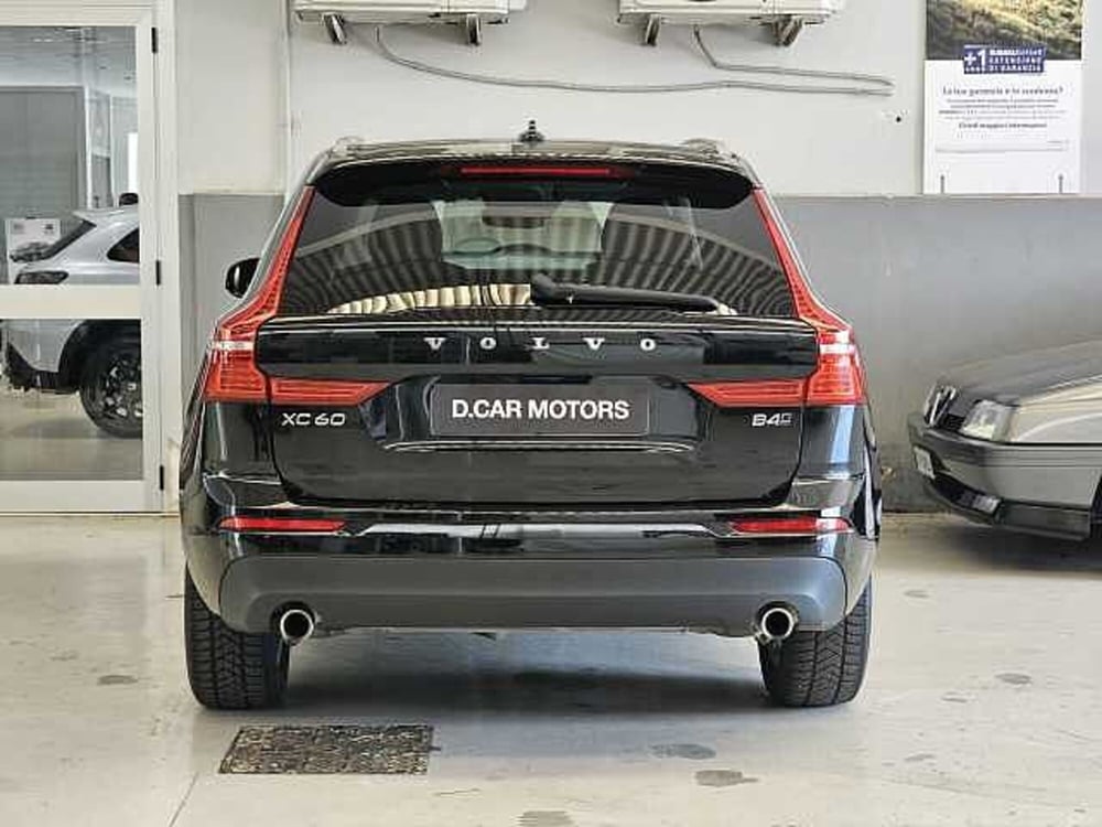 Volvo XC60 usata a Caserta (5)