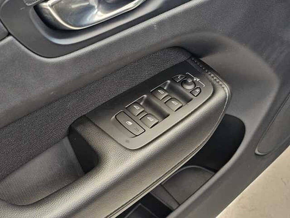 Volvo XC60 usata a Caserta (8)